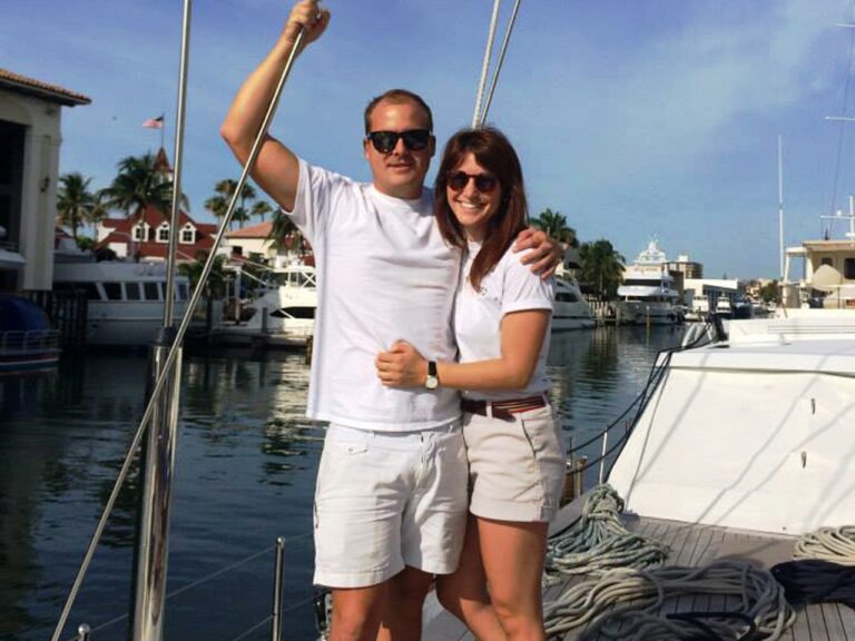 Catamaran SOMETHING WONDERFUL - Your Crew