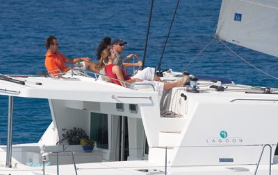 Catamaran WHISPERS - Flybridge