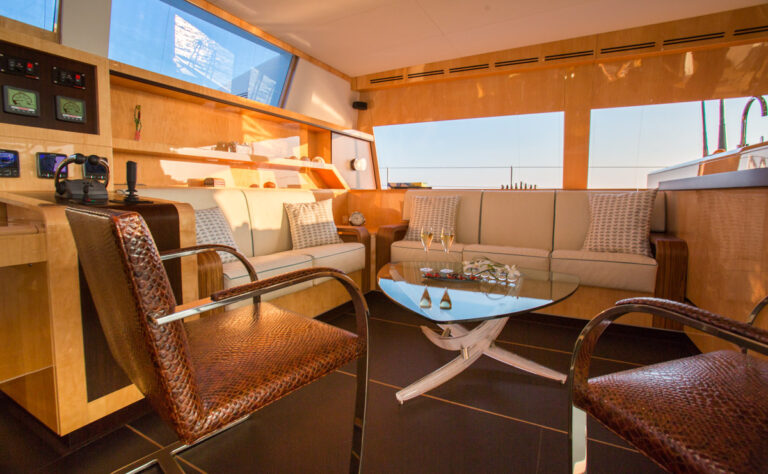 Catamaran WINDQUEST - Salon Seating