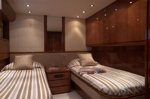 Champagne O Clock -  Twin Cabin (convertable)