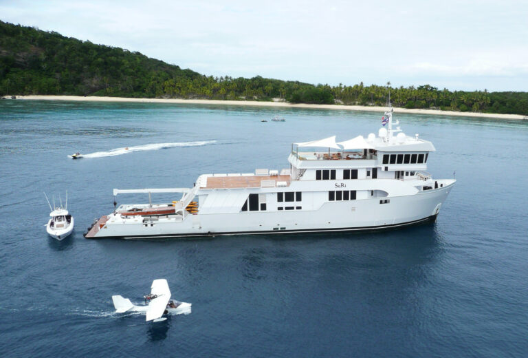 Charter Yacht SuRi