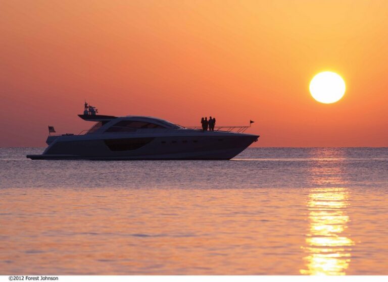 Cheoy Lee motor yacht Alpha 76 Express