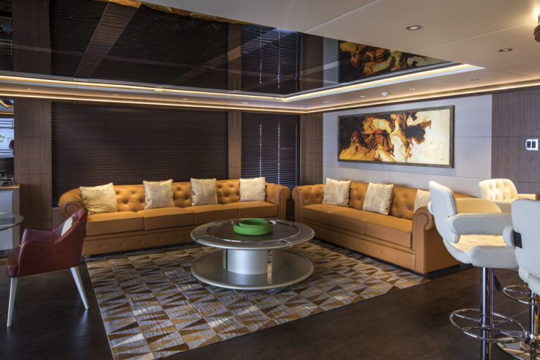 Cigar Lounge