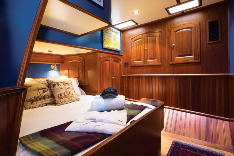 Classic SY SILVER SPRAY - Double cabin 2