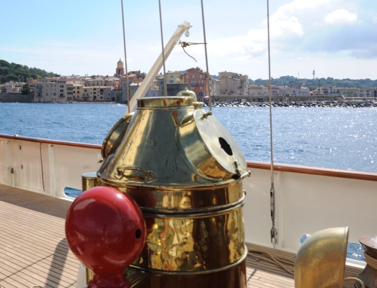Classic Sailing Yacht XARIFA -  Deck Detail 2