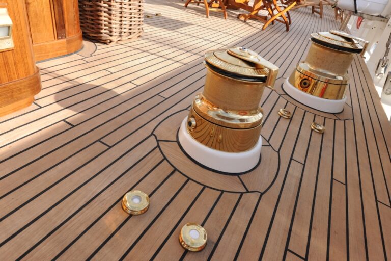 Classic Sailing Yacht XARIFA -  Deck Detail