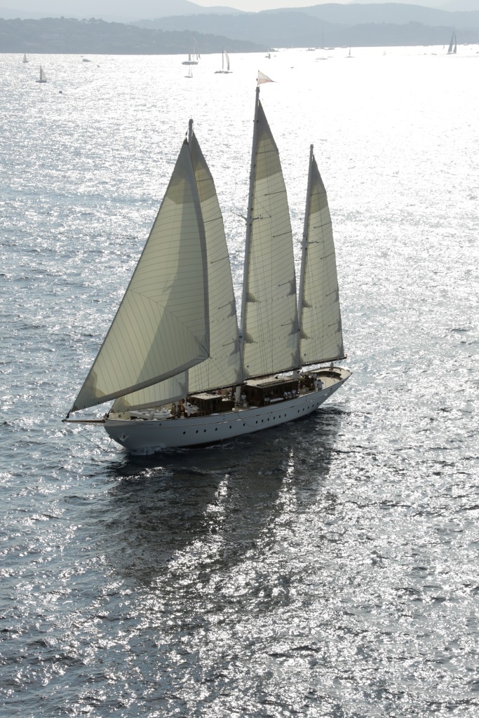Classic Sailing Yacht XARIFA -  Sailing 3