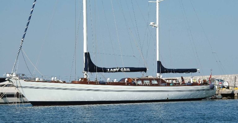 LADY SAIL