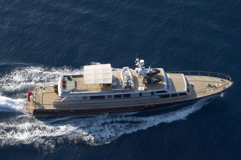 Classic Yacht TEMPEST WS - From Above