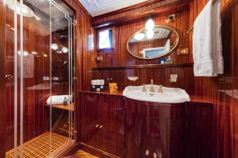 Classic sail yacht CROCE DEL SUD - Ensuite