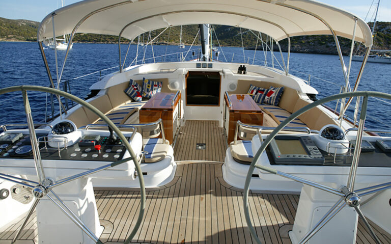 Cockpit Deck