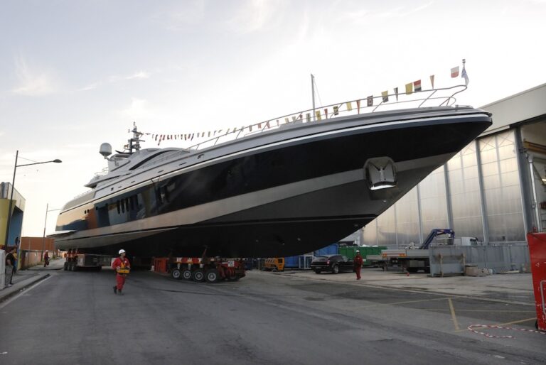 Codecasa 45s Framura 2 motor yacht