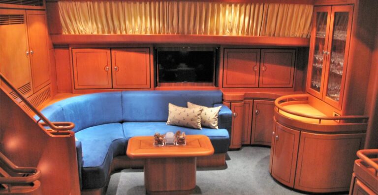 Salon seating