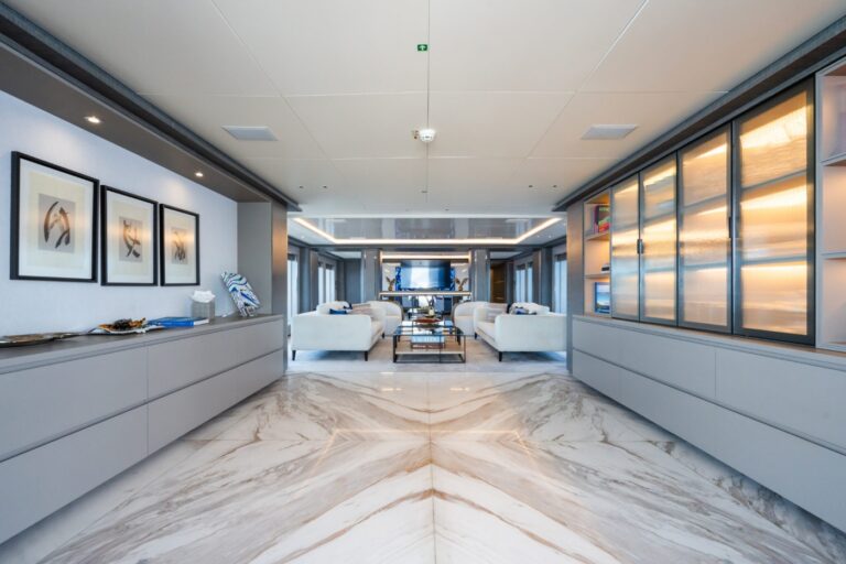 Corridor With Interior Relaxation Area
