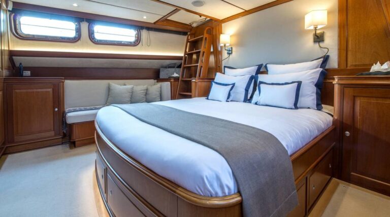 Corto Maltese Interior - Cabin