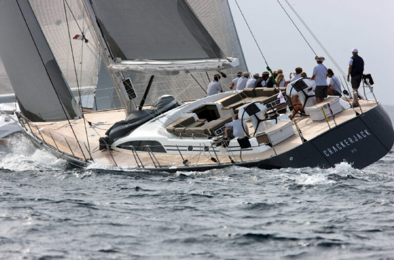 Crackerjack - Sailing Stern View