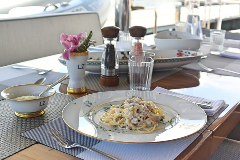 Cuisine Aboard