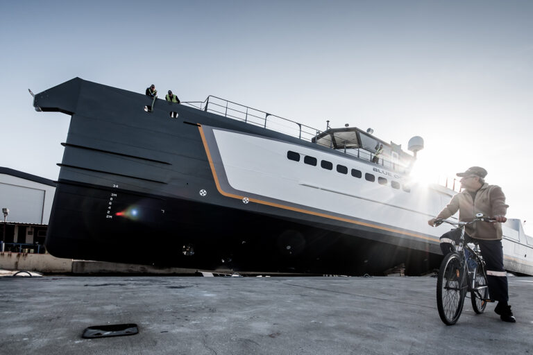 DAMEN Yacht Support BLUE OCEAN
