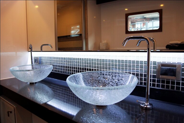 DAMRAK II - Master bathroom