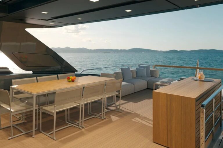 Exterior Relaxation Area With Dining