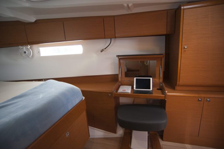 Guest Cabin