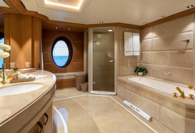 Master ensuite