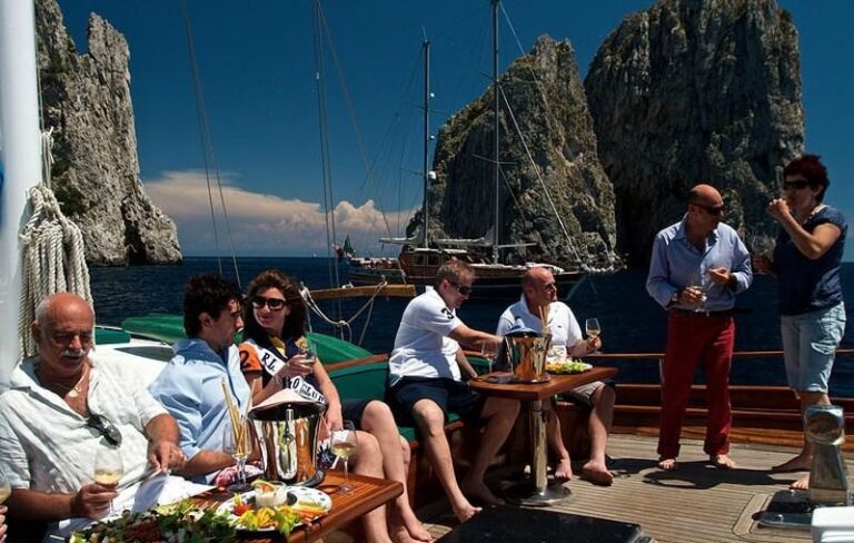 DERIYA DENIZ - Guests relaxing