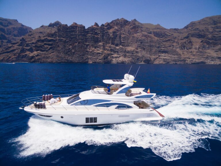 18m Azimut Yacht TIGRESA - Cruising