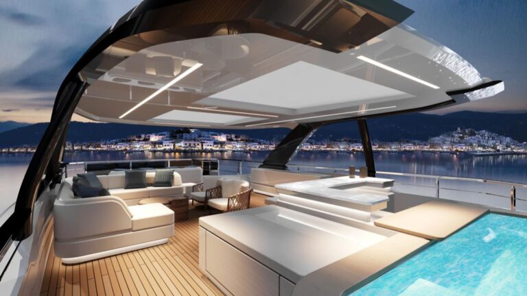 DOM 133 Exterior - Flybridge