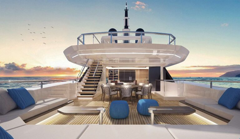 DOM 133 Exterior - Upper Deck