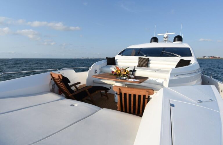 DOUBLE D - Foredeck