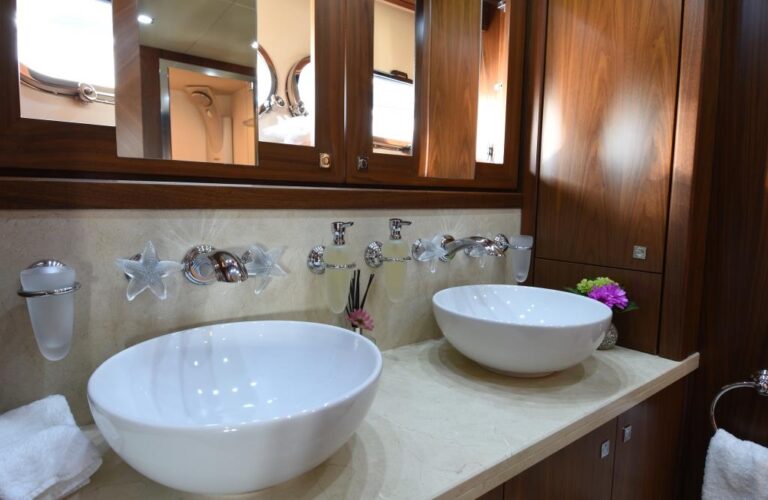DOUBLE D - Master ensuite