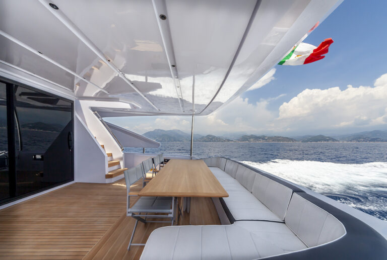 Aft Deck Seating