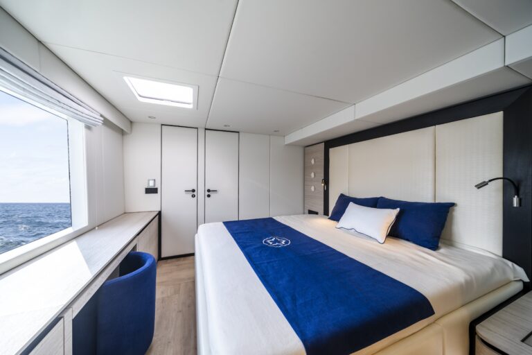 Guest cabin