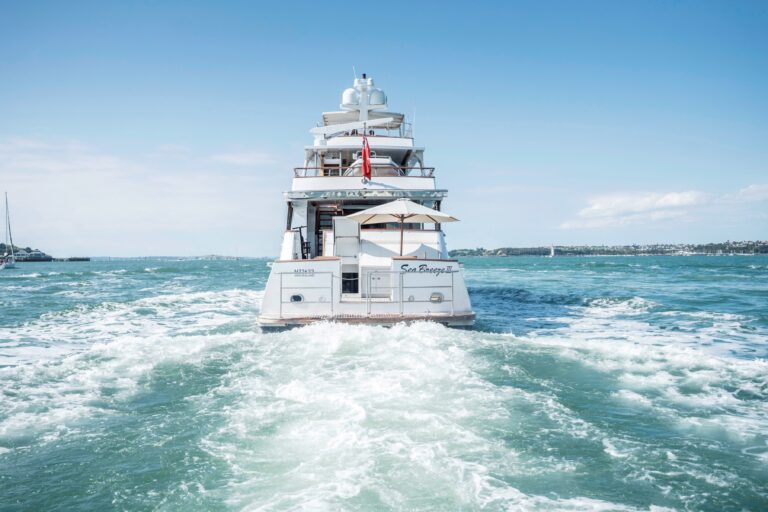 SEA BREEZE II - Transom