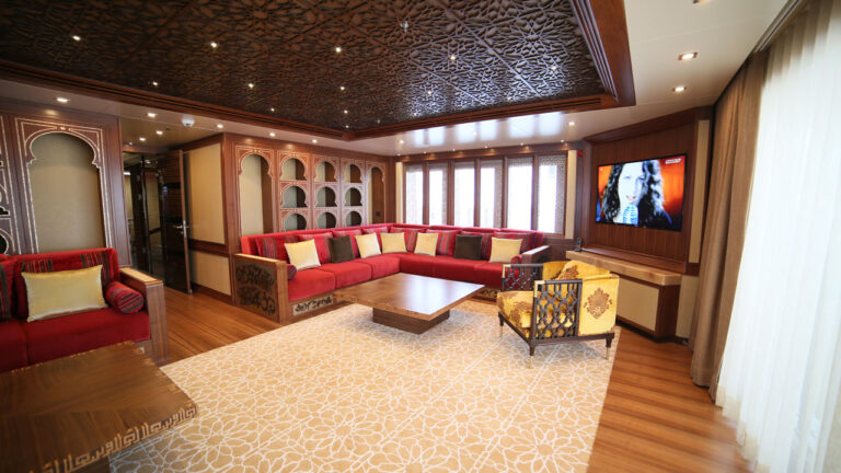 DUSUR Salon