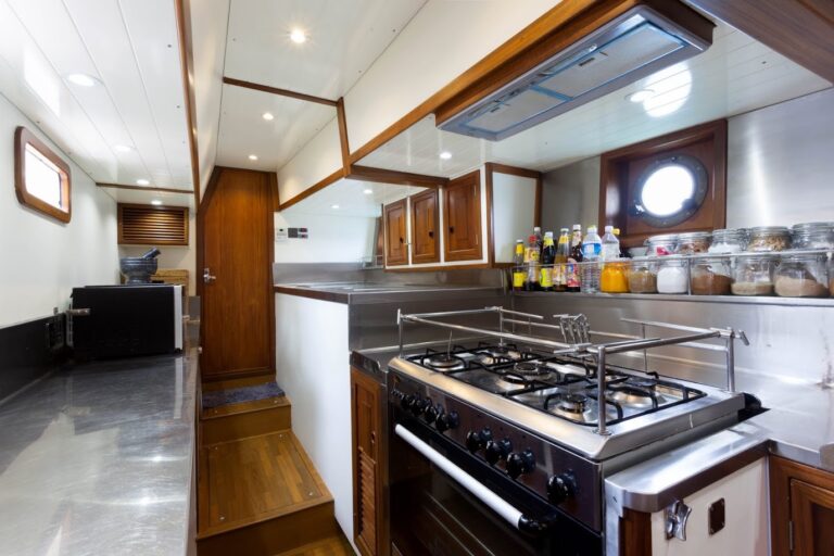 Dallinghoo - Galley