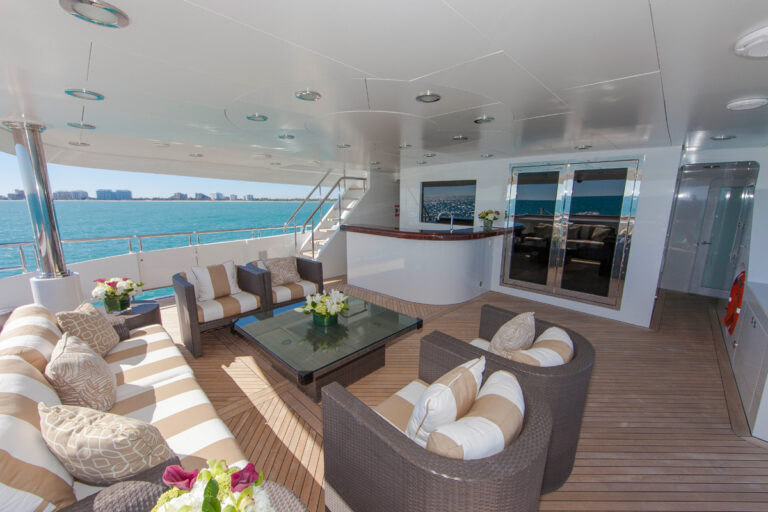 Deck Aft