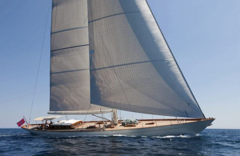 Dijkstra Designed AURELIUS III - Main Shot