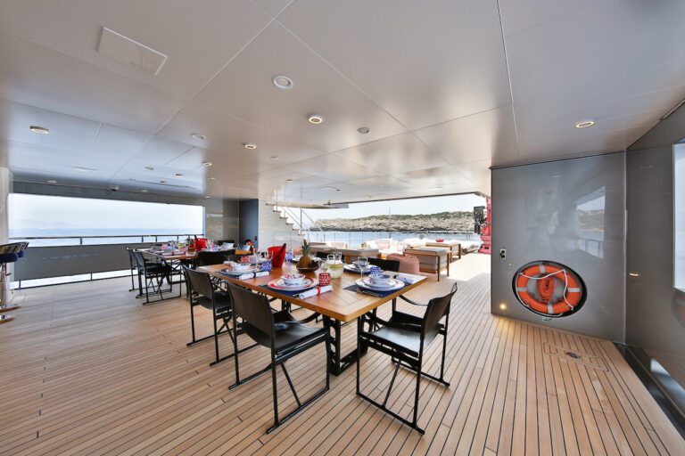 Dining Area 3 - Main Deck