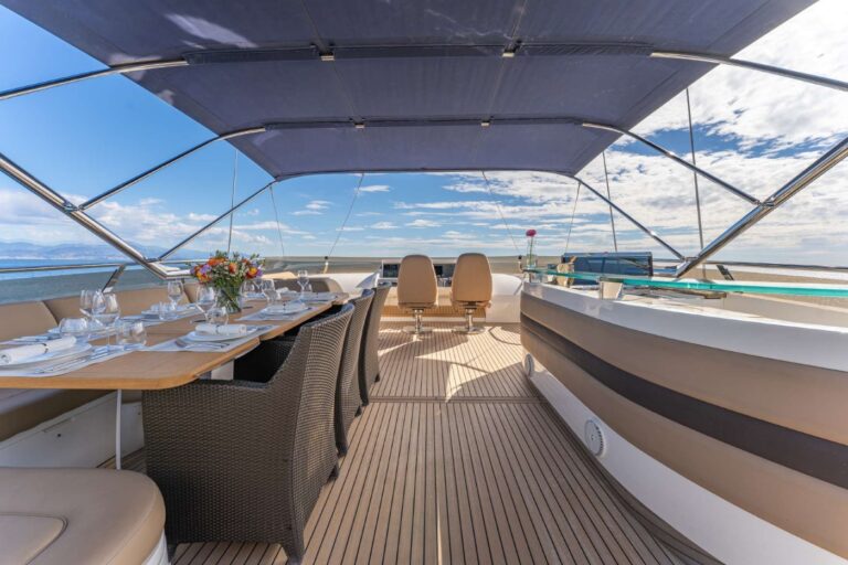 Dining With Sea Views