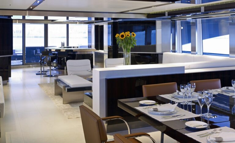 Dining And Lounge