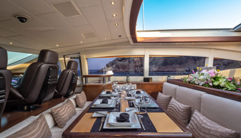 Dining And Sunroof