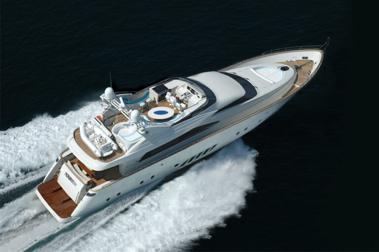 Dominator 860 Motor Yacht