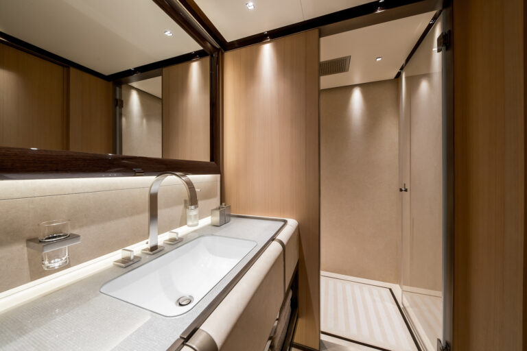 Double Cabin Starboard