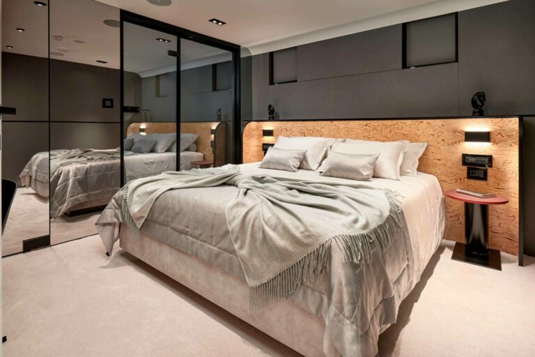Double Guest Cabin - Portside