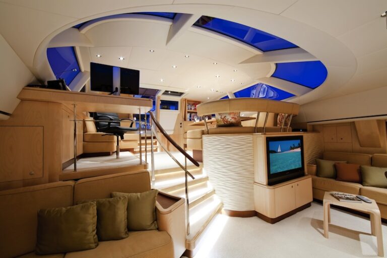 Dubois Designed sailing yacht Alcanara