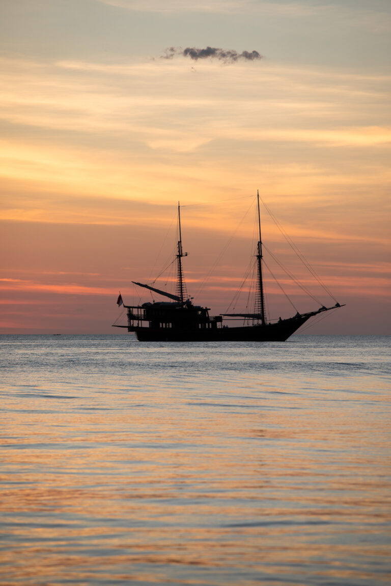 Dunia Baru At Sunset