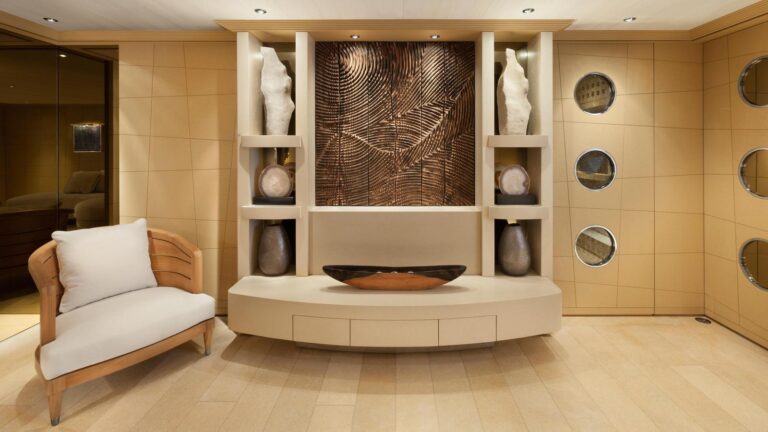 Eclipse Interior