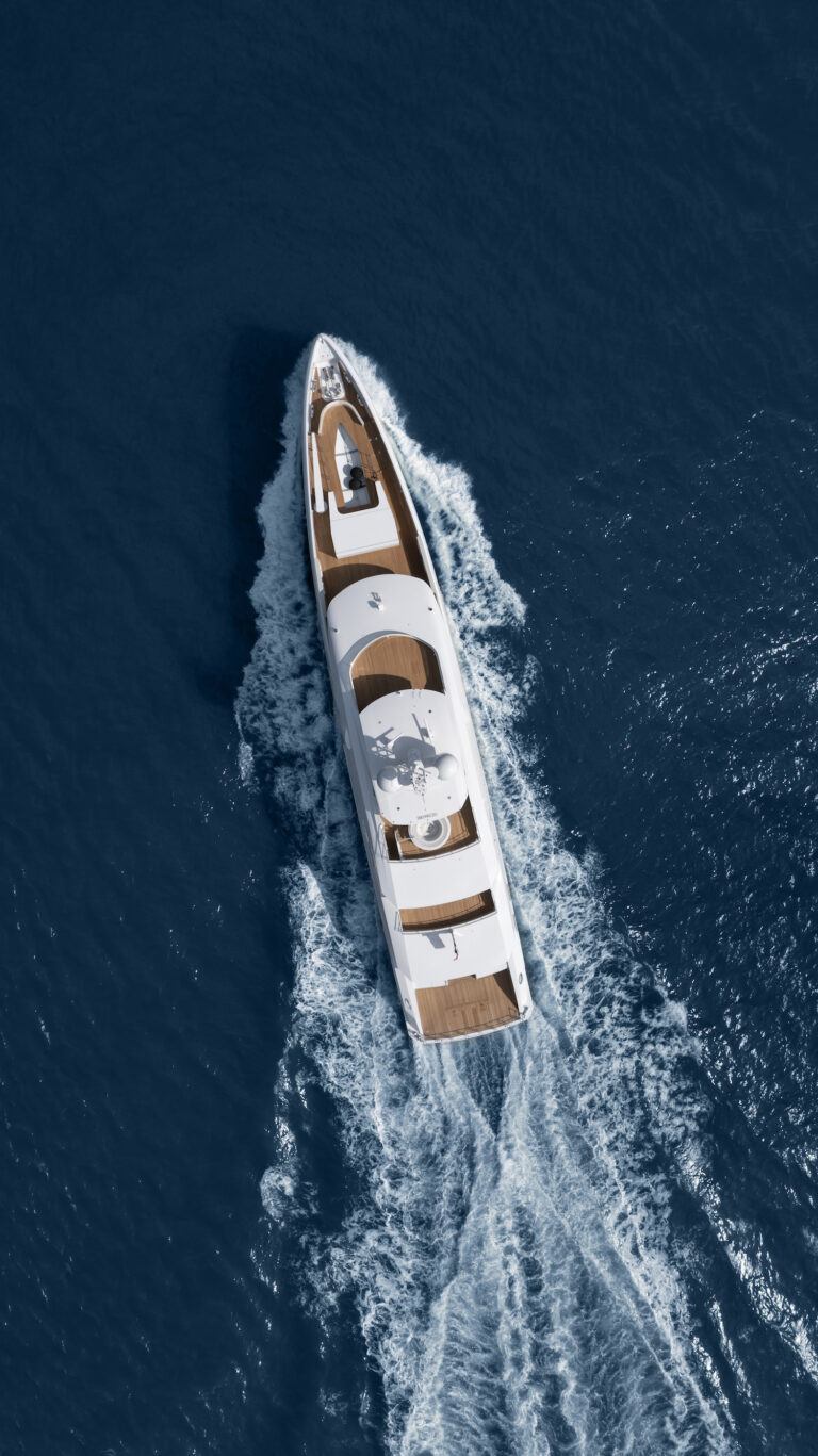 ELA Superyacht © Ruben Griffioen